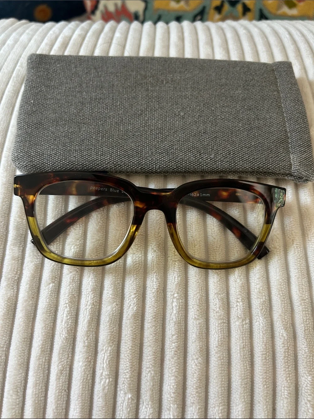 Peepers Women’s Tortoiseshell and Olive Green Blue Light Reading Glasses. 1.75